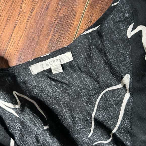 Z Supply Black Floral Celina Abstract Maxi Dress - Picture 6 of 6